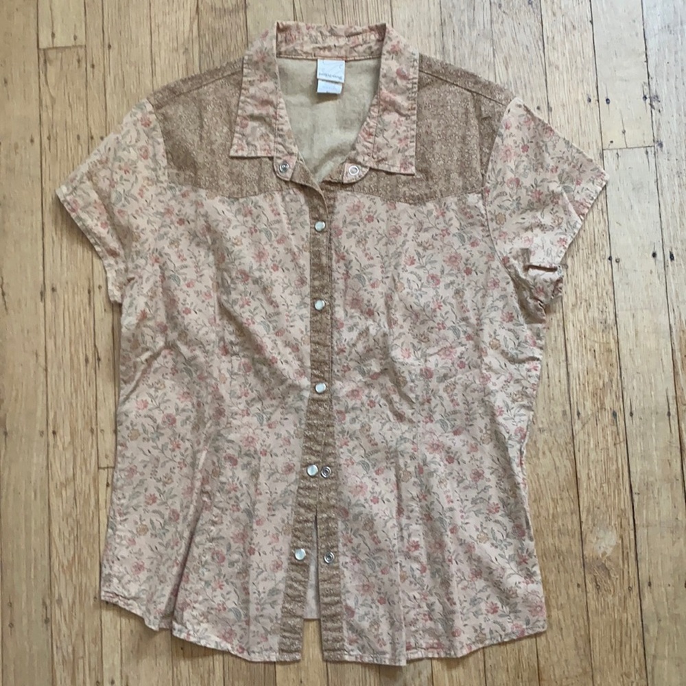 Billabong snap front cap sleeve shirt